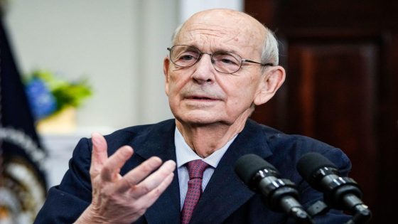 Justice Stephen Breyer says (politely) that the SCOTUS majority is doing it all wrong – MASHAHER