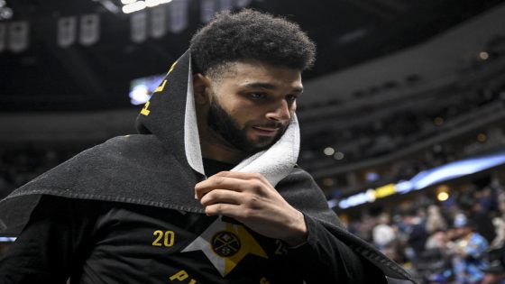 Timberwolves coach Chris Finch calls Jamal Murray’s heat-pack toss on court ‘inexcusable and dangerous’ – MASHAHER