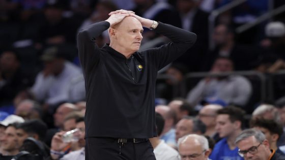 NBA playoffs: Officials admit they flubbed critical kick-ball call in controversial final minute of Pacers-Knicks – MASHAHER