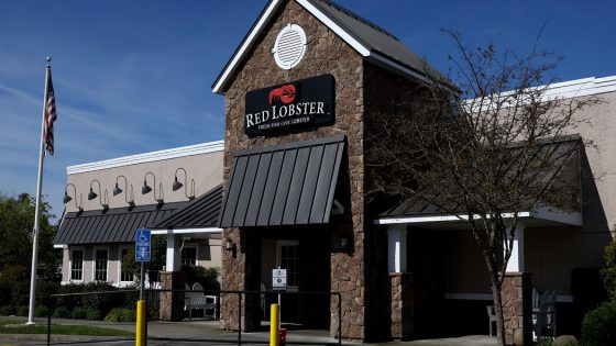 Red Lobster Temporarily Closes Dozens of Restaurants – MASHAHER