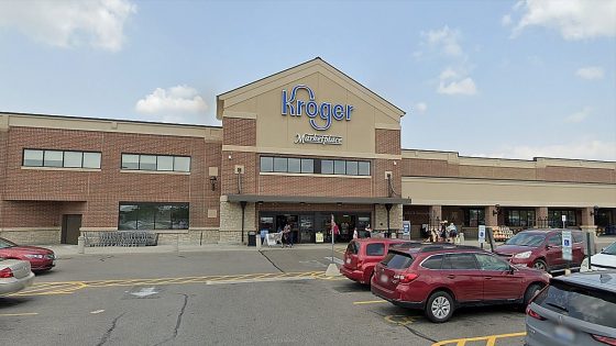 At least 1 shot at Kroger grocery store near Cincinnati – MASHAHER