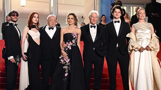 Jacob Elordi Absent as Oh Canada Earns Cannes Standing Ovation – MASHAHER