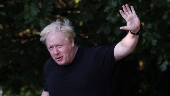 Boris Johnson pays tribute to polling station staff who refused to let him vote without photo ID | Politics News – MASHAHER