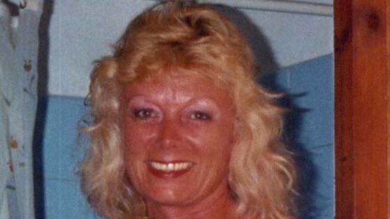 Victor Farrant: Man who murdered mother-of-three Glenda Hoskins dies in prison | UK News – MASHAHER