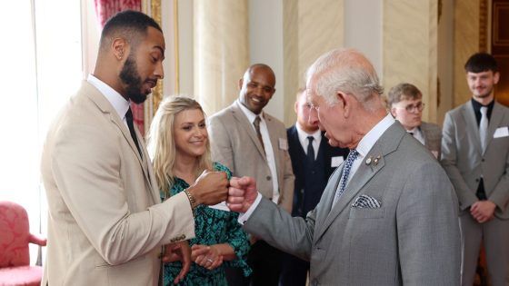 The King breaks convention with a fist bump at Buckingham Palace, while greeting Prince’s Trust Awards winners | UK News – MASHAHER