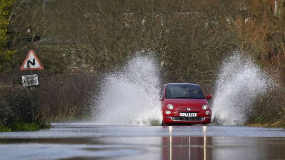 UK weather: Amber warning for heavy rain issued with ‘danger to life’ alert | UK News – MASHAHER