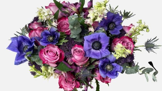 Order Urban Stems ‘Idea of You’ Solene Mother’s Day Bouquet Online – MASHAHER