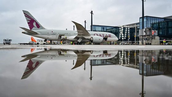 Qatar Airways: Turbulence hits flight, 12 people injured – MASHAHER