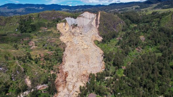 Fears rise a second landslide and disease outbreak loom at site of Papua New Guinea disaster – MASHAHER