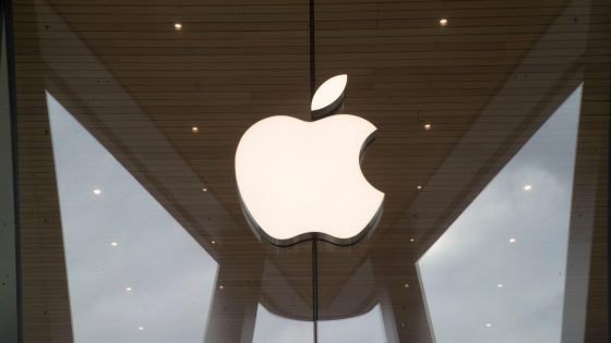 Apple Store employees in Maryland vote to authorize a first strike over working conditions – MASHAHER