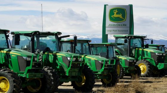 John Deere rolls out hundreds of US layoffs and sends work to Mexico – MASHAHER