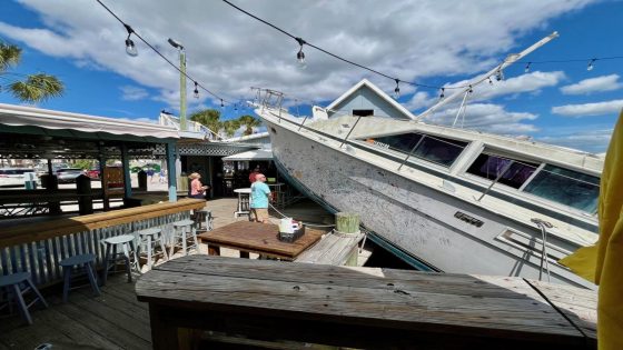 Iconic waterfront Fort Myers Beach bar and restaurant for sale – MASHAHER