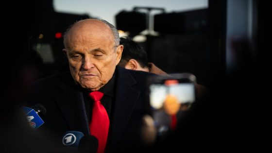 Giuliani accused of spending money meant for bankruptcy case on his girlfriend and her daughter – MASHAHER