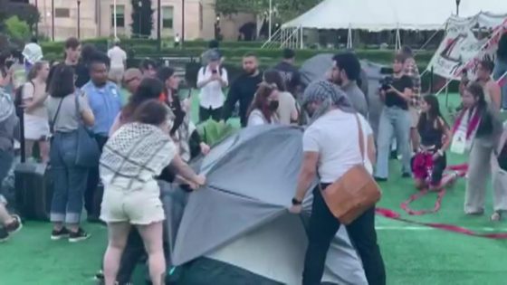 Columbia security breaks up new encampment, social media video shows – MASHAHER