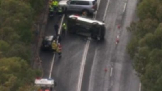 Seven people taken to hospital after a minibus rolled northwest of Sydney – MASHAHER