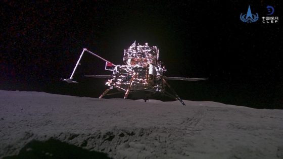 A Chinese lunar probe returns to Earth with the world’s first samples from the far side of the moon – MASHAHER