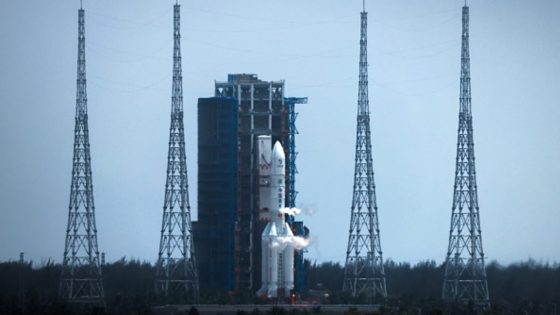 A Chinese spacecraft lands on moonâs far side to collect rocks in growing space rivalry with U.S. – MASHAHER