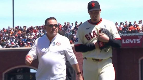 Snell removed from Giants-Yankees game with apparent injury – MASHAHER