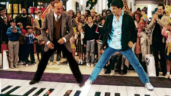 Remo Saraceni, 89, Dies; Inventor of the Walking Piano Seen in ‘Big’ – MASHAHER