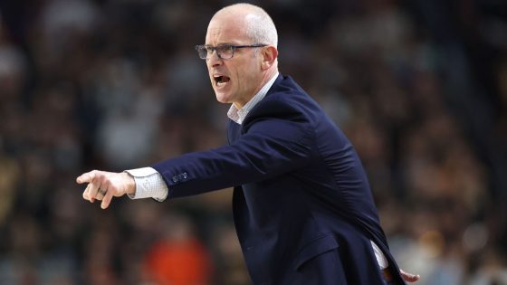 Dan Hurley — Lakers make ‘compelling case’ to be team’s head coach – MASHAHER