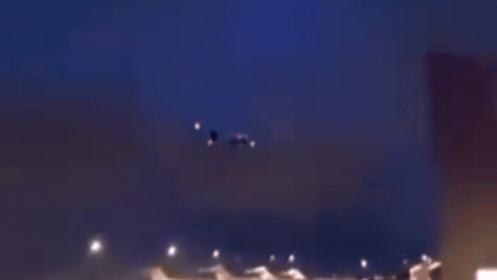 On camera: Flames shoot from Air Canada Boeing jet moments after take-off – MASHAHER