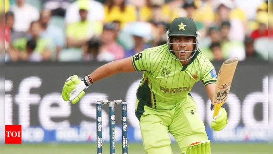 ‘Umar Akmal could have been Pakistan’s Virat Kohli’: Kamran’s hypothesis after Pakistan’s T20 World Cup exit | Cricket News – MASHAHER