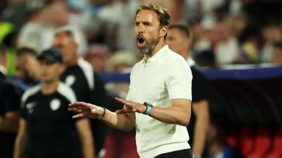 England boss Southgate on boos: Fans need to stick with team – MASHAHER