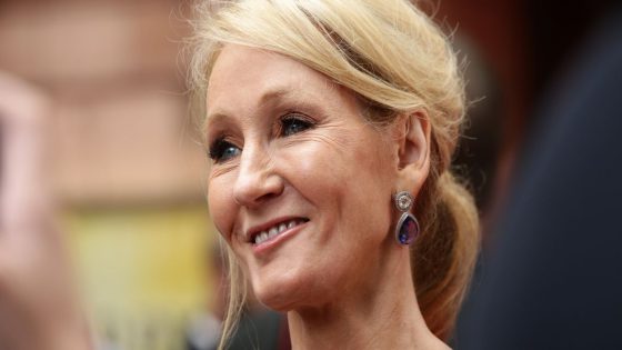 'There are biological truths!' JK Rowling sentiment sets ‘dangerous’ precedent in America – MASHAHER