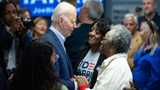 Biden’s Lead With Women Is Smaller Than Trump’s With Men, a Warning for Democrats – MASHAHER