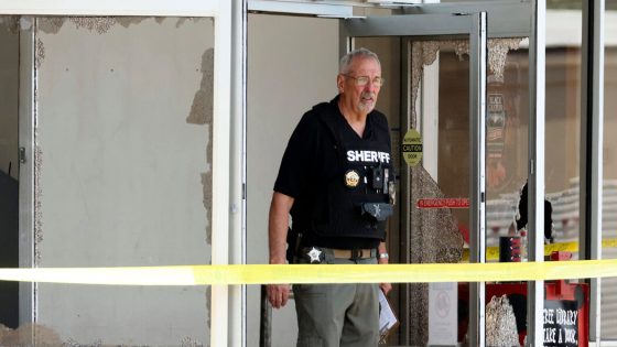 Grocery Store Shooting That Killed 3 Leaves an Arkansas Town in Disbelief – MASHAHER