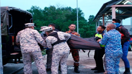 Skipper of capsized fishing boat found drowned off Tanjung Segenting – MASHAHER