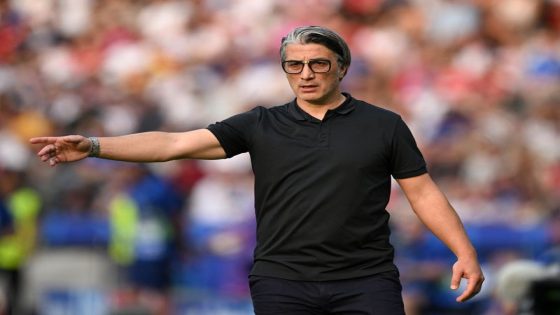 Football: Soccer-Swiss coach Yakin to enjoy Italy win before quarter-final challenge – MASHAHER