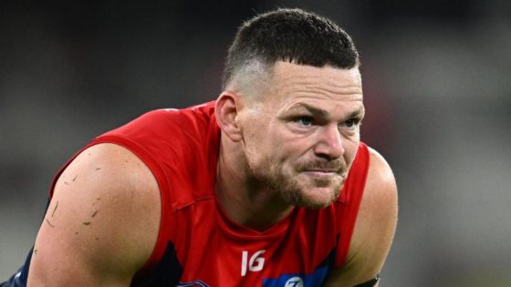 Demons coach Goodwin defends May after staging fine – MASHAHER