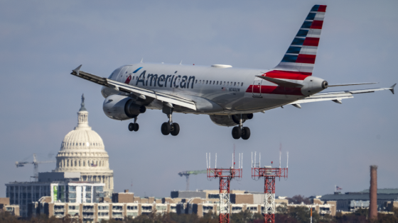 American Airlines passenger who was duct taped to seat, gagged after trying to open cabin door mid-flight sued – MASHAHER