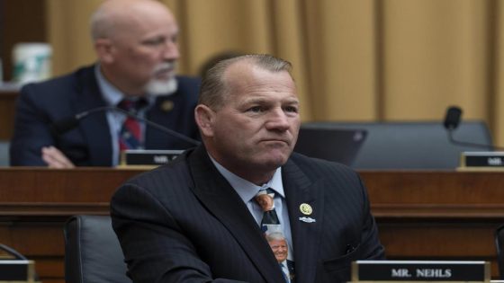 Texas Congressman Won’t Stop Wearing Combat Infantryman Badge that Was Revoked – MASHAHER