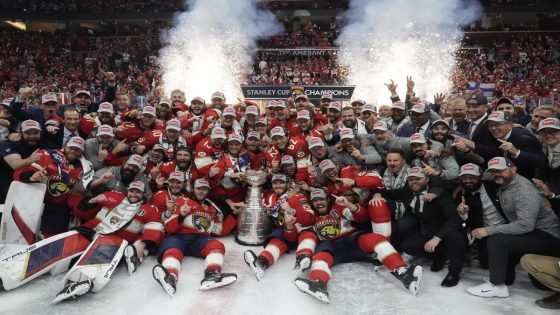 The Florida Panthers’ Stanley Cup tour makes its first stop in Fort Lauderdale – MASHAHER