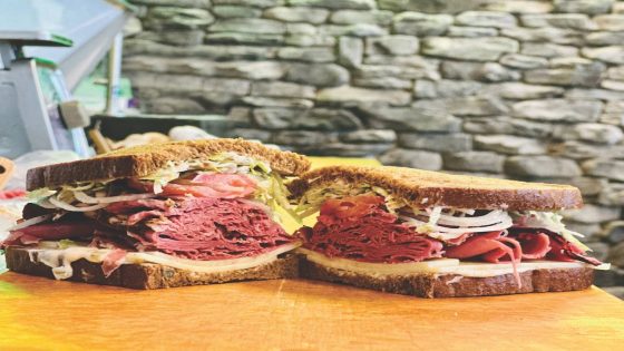 An Upstate New York favorite with giant sandwiches, soups is coming to Charlotte soon – MASHAHER