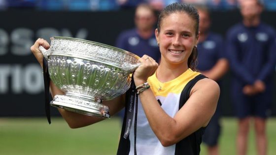 Kasatkina beats Fernandez to seal Eastbourne title – MASHAHER