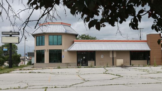 Old Burger King restaurant on Lincoln Way may become Dunkin’ coffee shop – MASHAHER