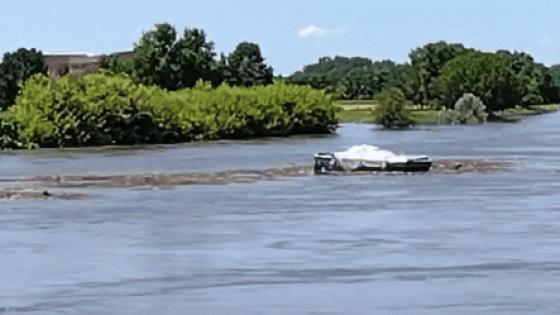 Unmanned Boat Floats Down Big Sioux River as It Rises to Record Level – MASHAHER