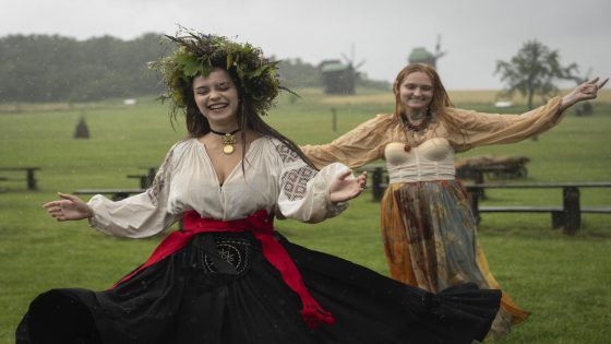 Under curfew, Ukrainians mark midsummer with bonfire jumping at a festival with pagan roots – MASHAHER