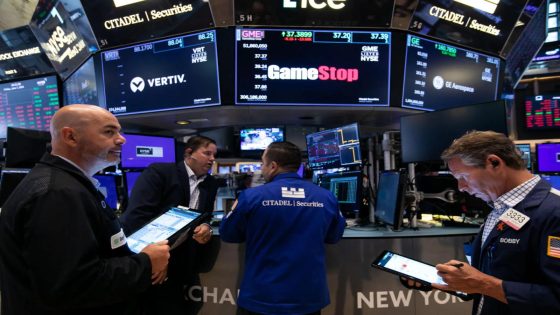 Roaring Kitty sends a hidden message to GameStop CEO Ryan Cohen by raising stake to 9 million shares – MASHAHER