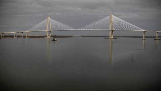 Ship at full throttle in harbor causes major South Carolina bridge to close until it passes safely – MASHAHER