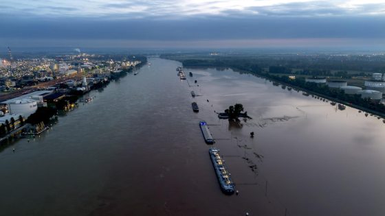 Body of a 5th victim is recovered from a submerged car after flooding in Germany – MASHAHER