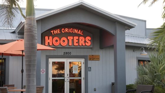 Hooters closes several ‘underperforming’ restaurants – MASHAHER