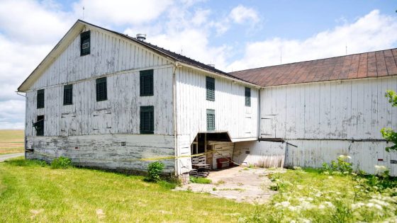 Penn State takes one-month pause on plan to tear down historic barn. The future is still unclear – MASHAHER