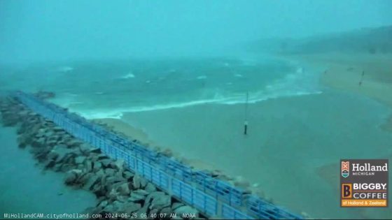 Meteotsunami strikes Holland, MI during severe storms on Lake Michigan – MASHAHER