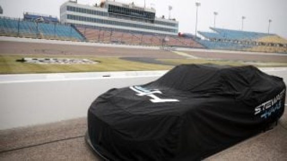 Rain puts Cup Series qualifying on hold at Iowa Speedway – MASHAHER