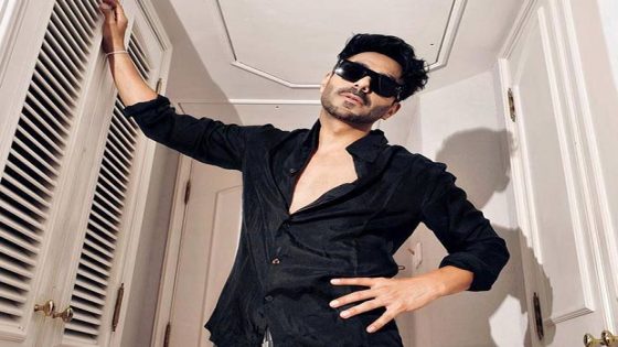 Aparshakti Khurana dazzles with diamond-stunned fashion in his latest social media video, watch : Bollywood News – MASHAHER