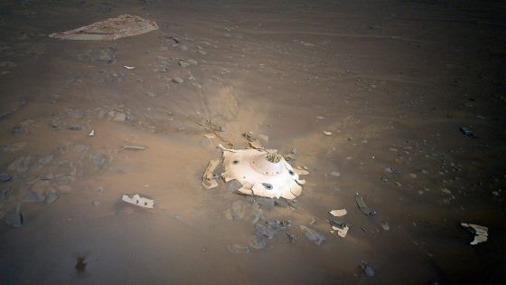 What to Know About ‘Otherworldly Wreckage’ on Mars Spotted by NASA – MASHAHER